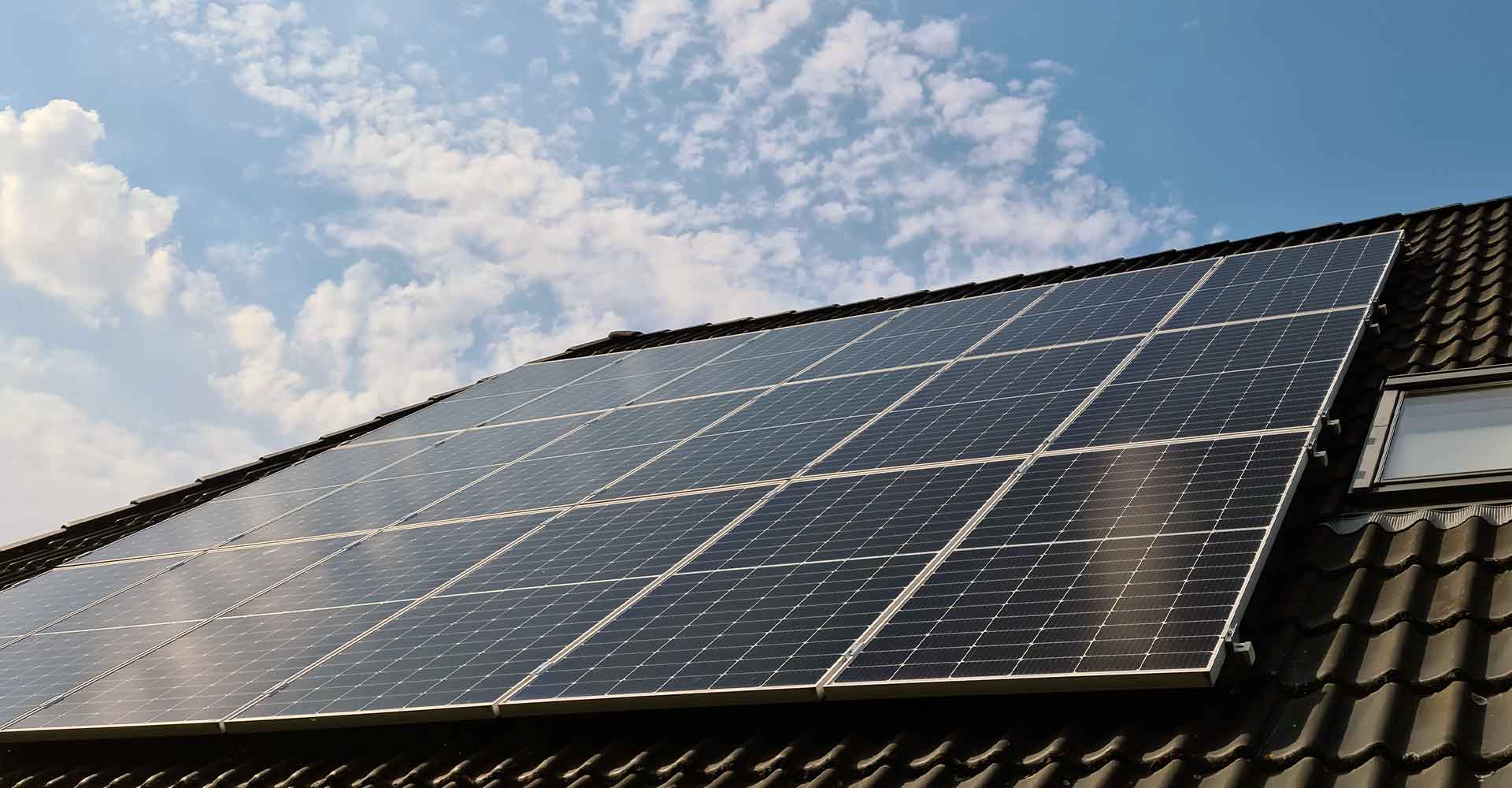 Sådan bliver din bolig mere selvforsynende med solceller